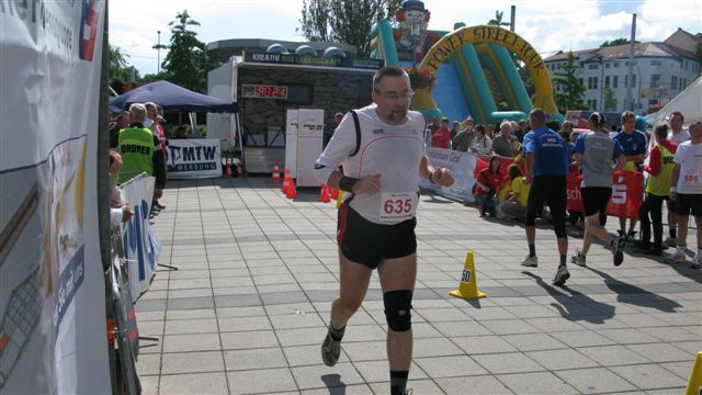 ../Images/BenefizlaufMerseburg2011 (137).jpg